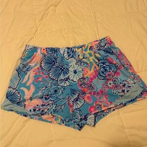Lilly Pulitzer Blue and Pink Athletic Shorts Vibrant Floral Design